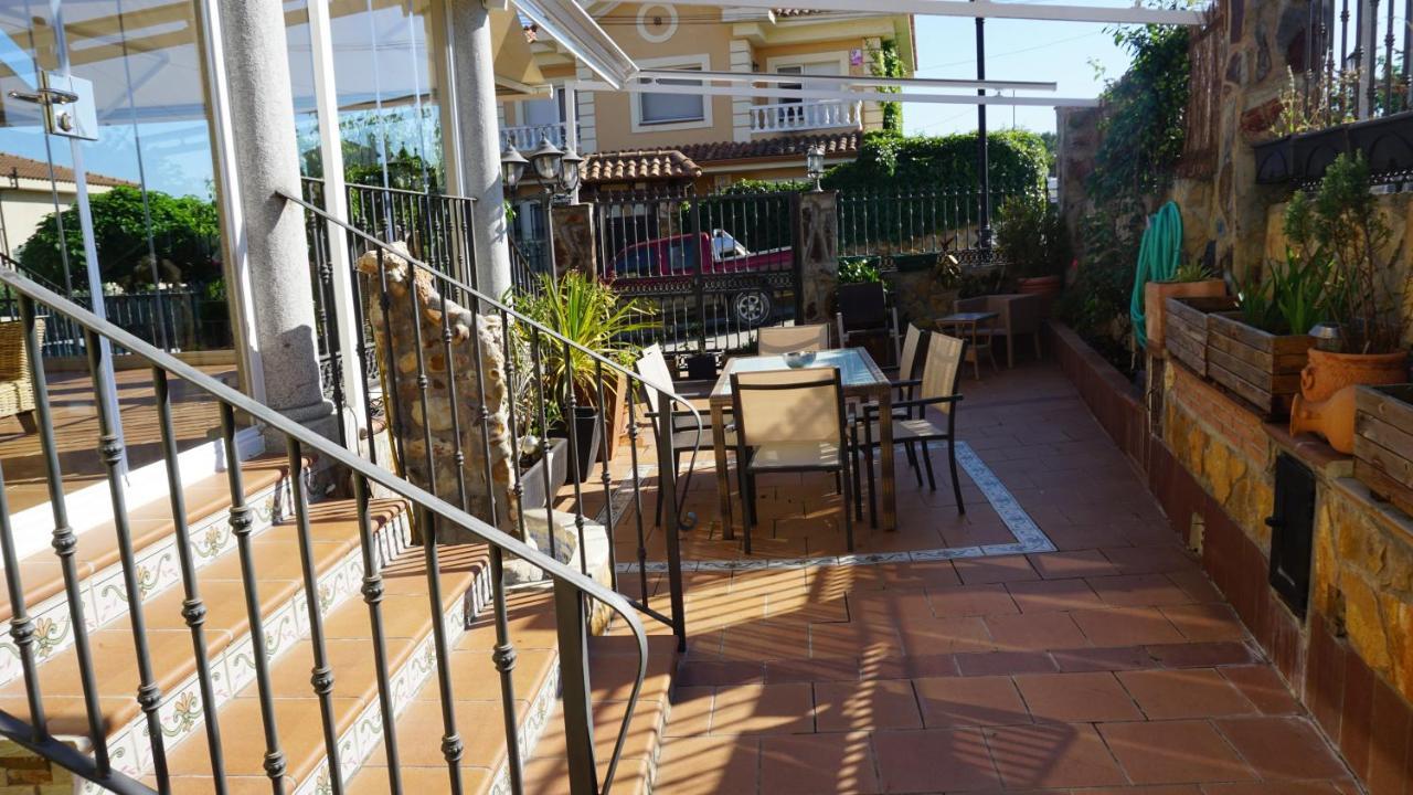 Chalet Relax Luxury Navas del Rey Екстер'єр фото