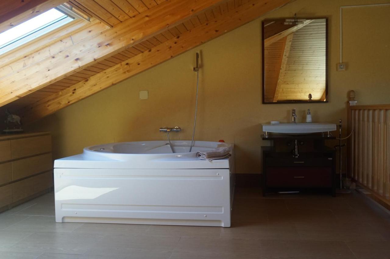 Chalet Relax Luxury Navas del Rey Екстер'єр фото