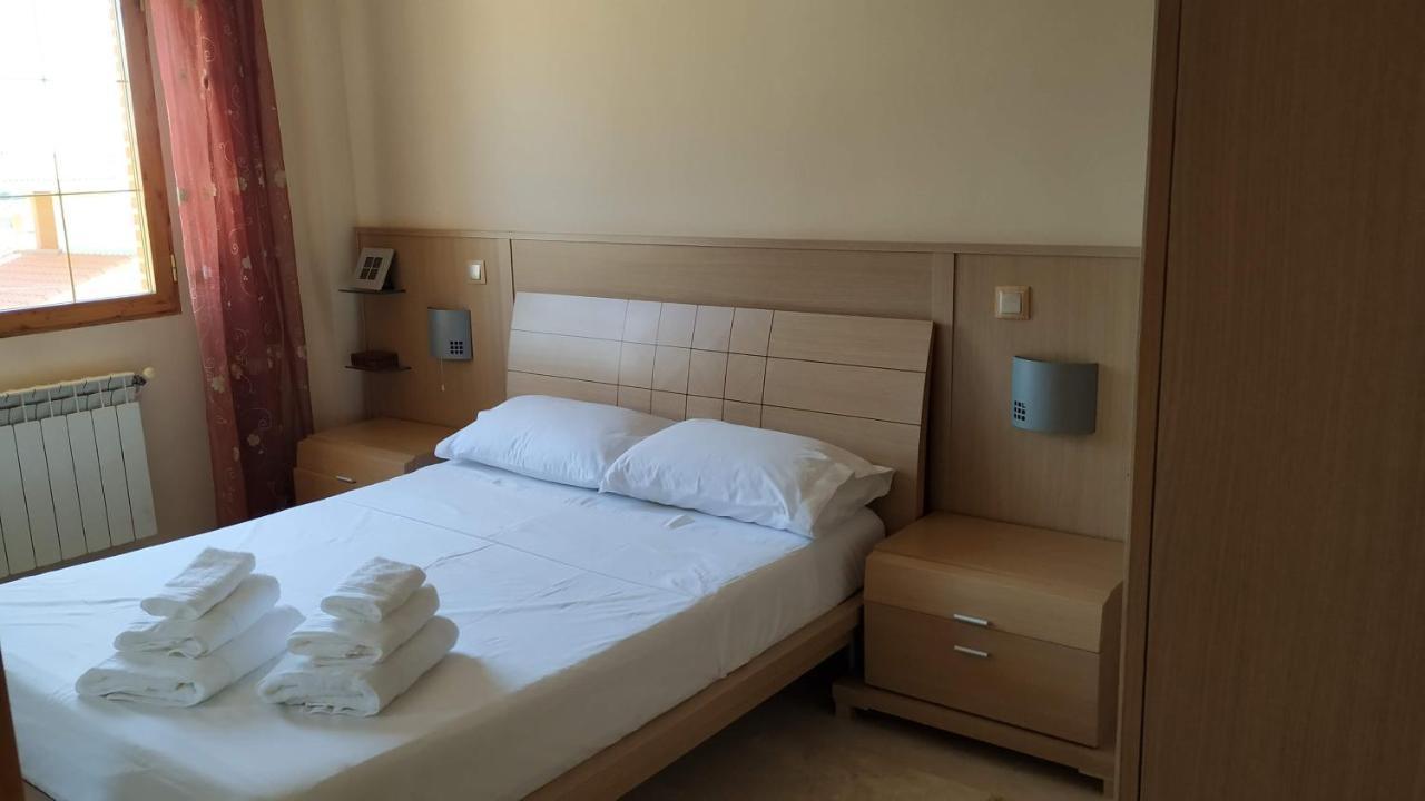 Chalet Relax Luxury Navas del Rey Екстер'єр фото